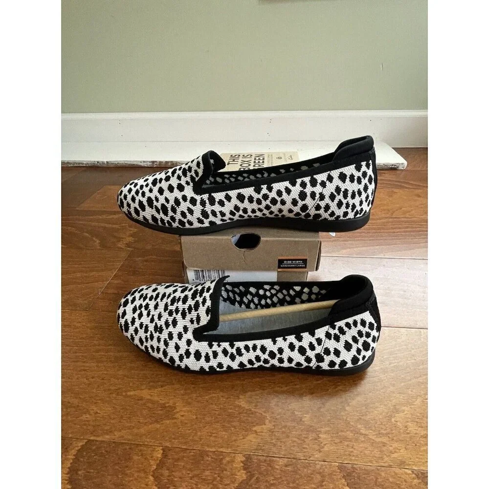 Clarks NWT‎ Carly Dream Loafer White Interest Polka Dot Knit 6 W Soft NEW